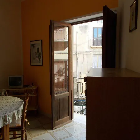 Holiday home Zia Silvana Trapani